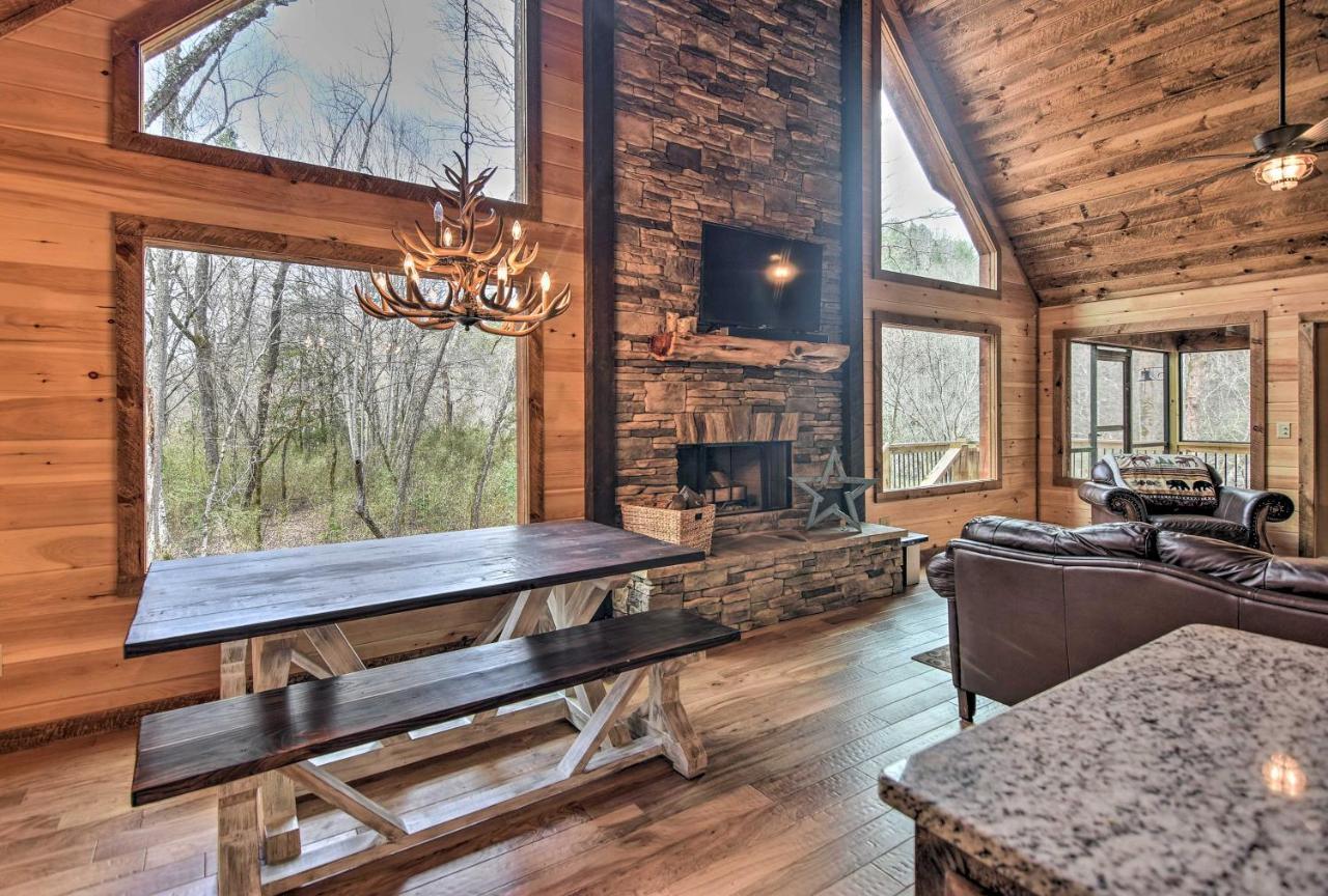Modern Murphy Cabin With Nottely River Views! Екстер'єр фото