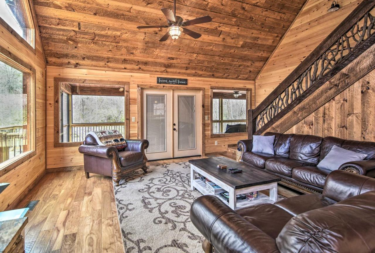 Modern Murphy Cabin With Nottely River Views! Екстер'єр фото