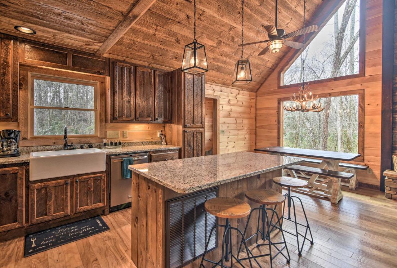 Modern Murphy Cabin With Nottely River Views! Екстер'єр фото