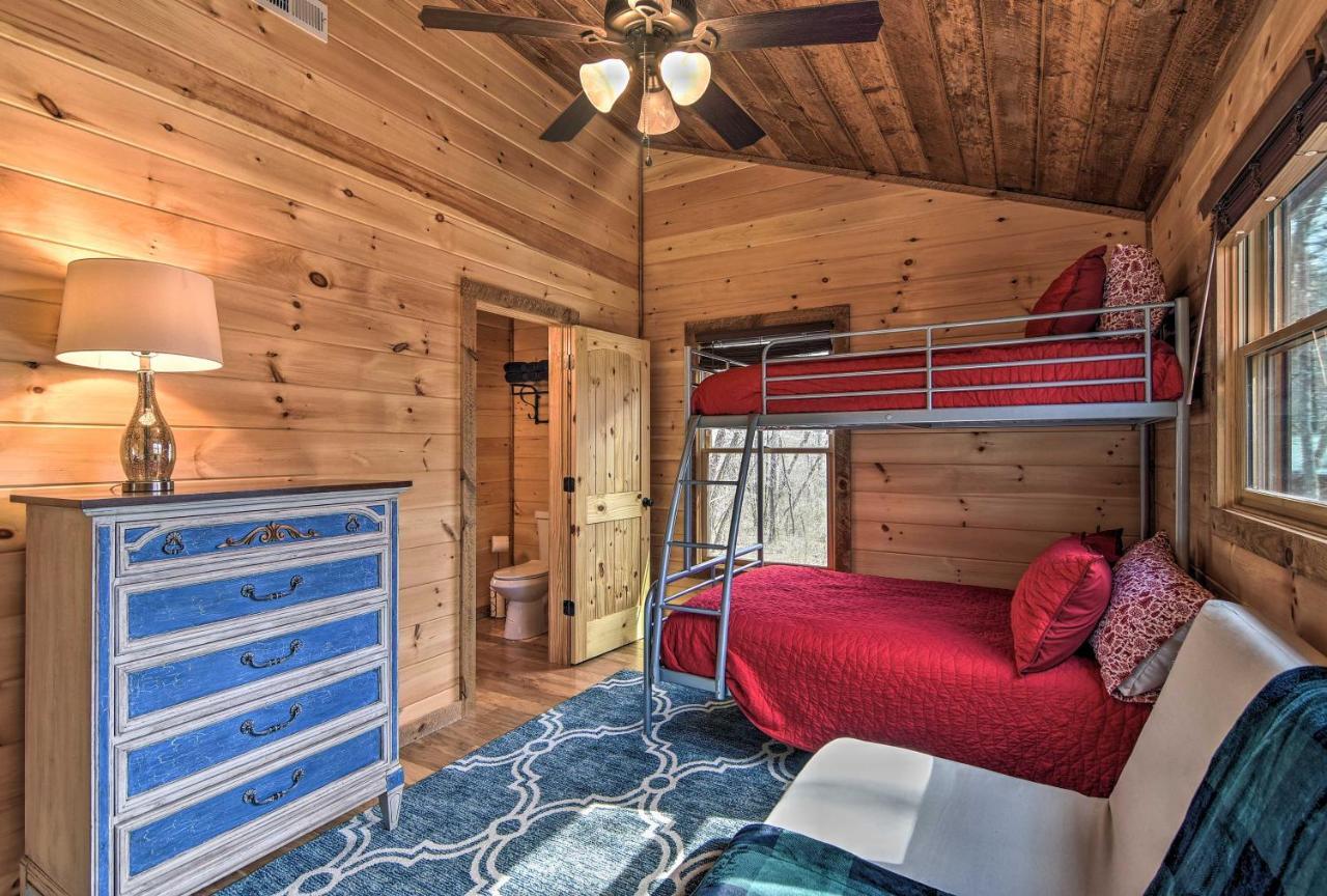 Modern Murphy Cabin With Nottely River Views! Екстер'єр фото